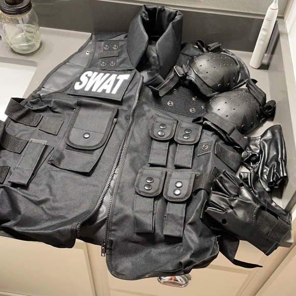 SOLD - Picture 3 of 7